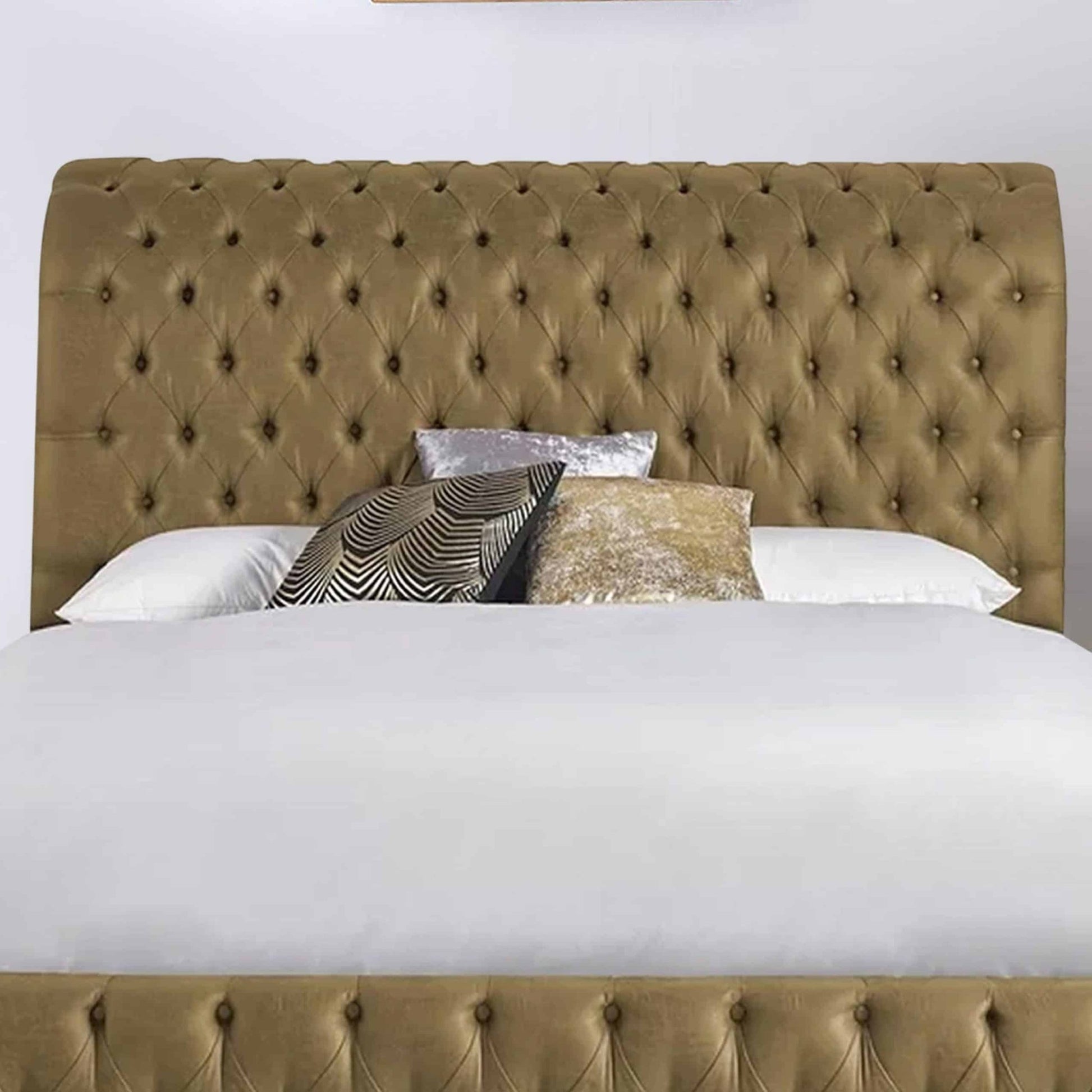 Funkybedz - Buckingham Chesterfield Upholstered Bed